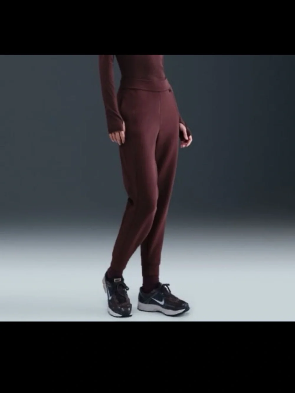 NWT Nike Women's 24.7 ImpossiblySoft Mid-Rise Joggers Sz Small
